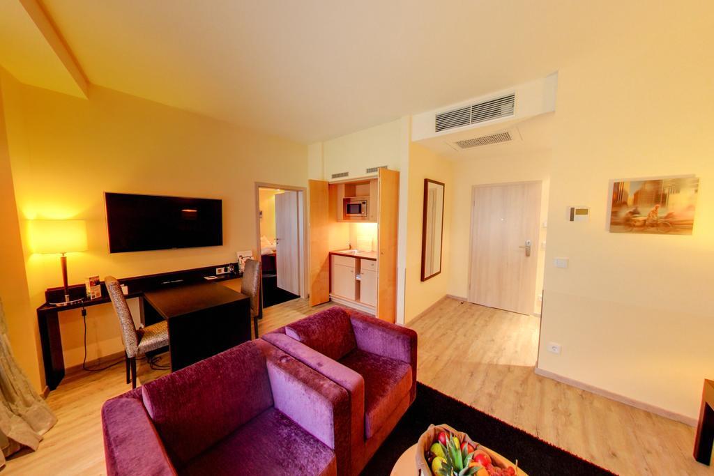 Best Western Plus Palatin Kongresshotel Wiesloch Exterior photo